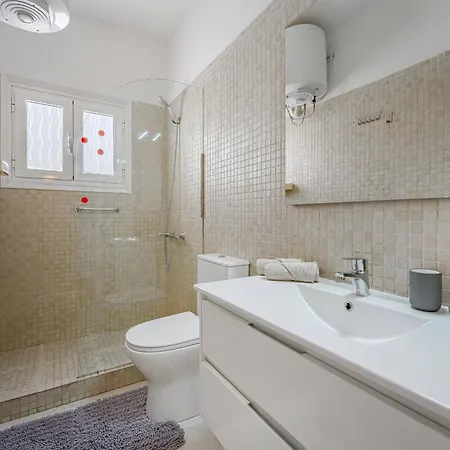 Near The Ocean And Sun Terrace Lägenhet *